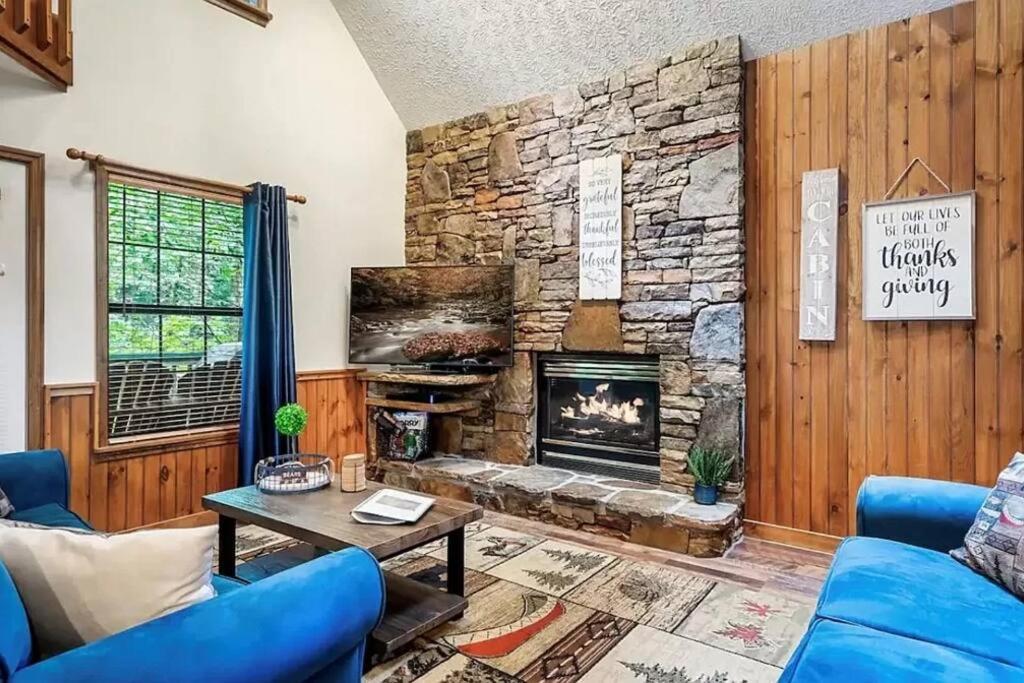 הוילה פיג'ן פורג' Beary Peaceful Smokies Retreat: Hot-Tub & Pools מראה חיצוני תמונה