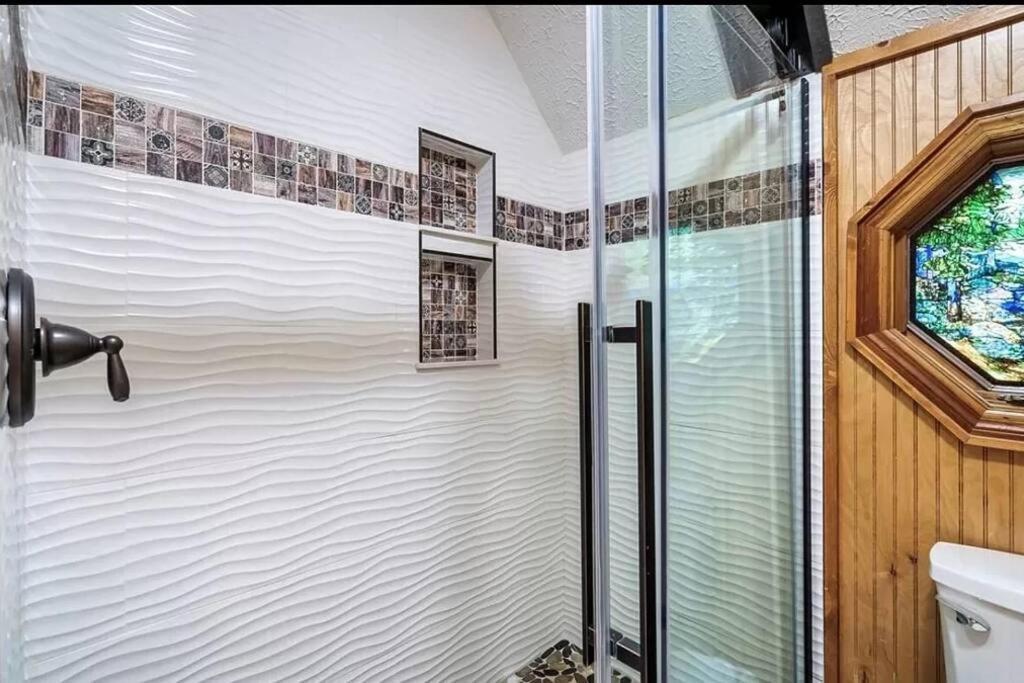 הוילה פיג'ן פורג' Beary Peaceful Smokies Retreat: Hot-Tub & Pools מראה חיצוני תמונה