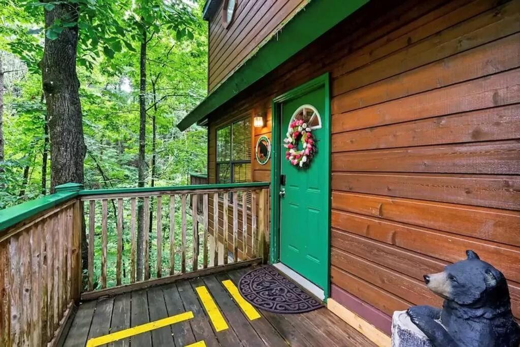 הוילה פיג'ן פורג' Beary Peaceful Smokies Retreat: Hot-Tub & Pools מראה חיצוני תמונה